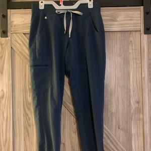 Figs Dark Harbor Zamora Jogger Scrubs Small